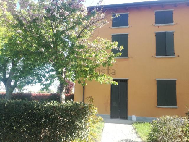 Villetta bifamiliare in vendita di 194 m² in Via Celeste