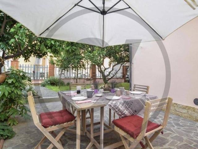 Villetta bifamiliare in vendita di 195 m²