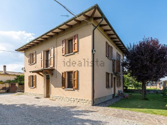 Villetta bifamiliare in vendita di 196 m² in Via Trapanino, 3
