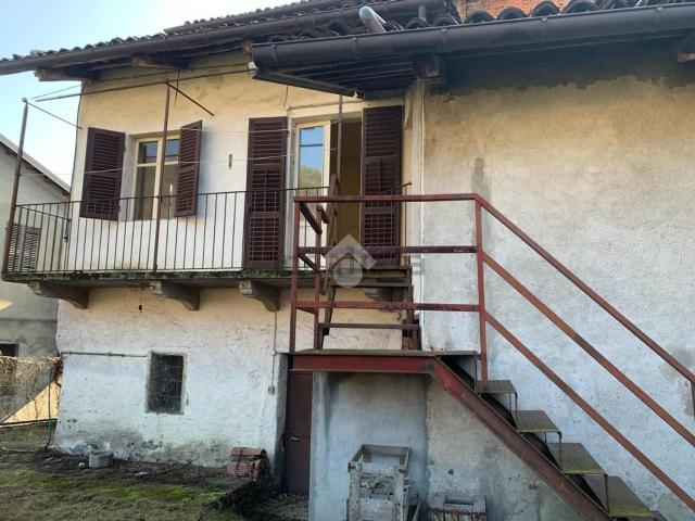 Villetta bifamiliare in vendita di 198 m² in Via Roma, 17