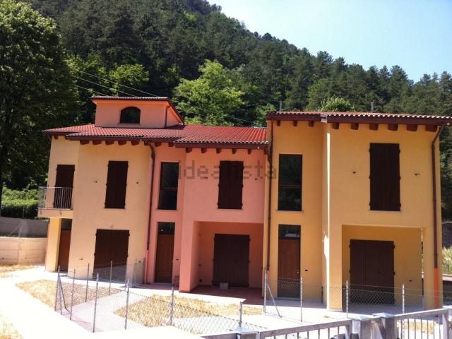 Villetta bifamiliare in vendita di 103 m²