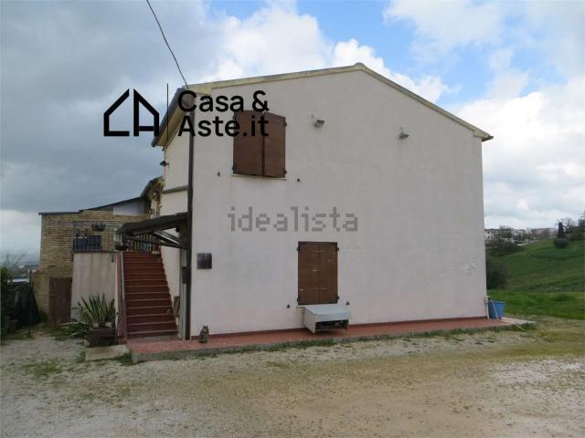 Villetta bifamiliare in vendita di 100 m² in Contrada Santa Maria