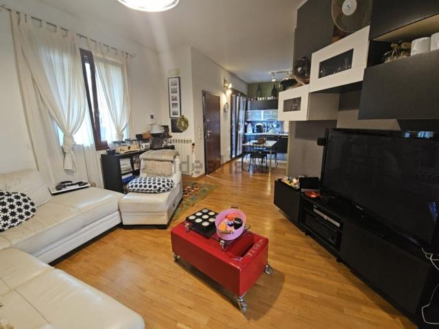 Villetta bifamiliare in vendita di 100 m² in Via Ariano Irpino, 9