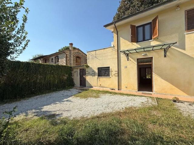 Villetta bifamiliare in vendita di 100 m² in Via Bugneta, 22