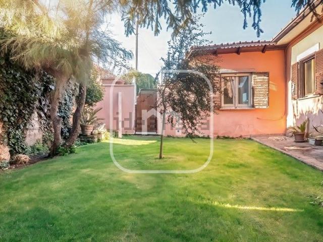 Villetta bifamiliare in vendita di 100 m² in Via Casteldelci