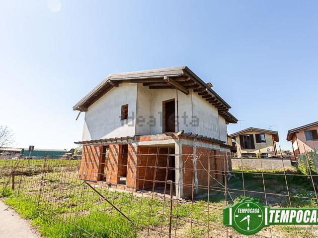 Villetta bifamiliare in vendita di 100 m² in Via delle Robinie