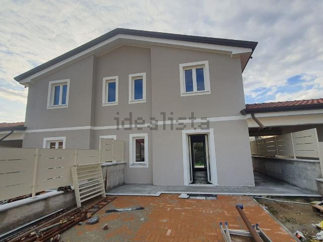 Villetta bifamiliare in vendita di 100 m² in Via Dogana, 18