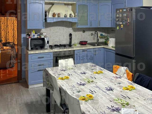 Villetta bifamiliare in vendita di 100 m² in Via Giuseppe Ungaretti, 44