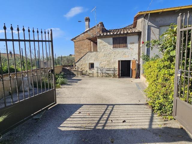 Villetta bifamiliare in vendita di 100 m² in Via Giuseppe Sinopoli