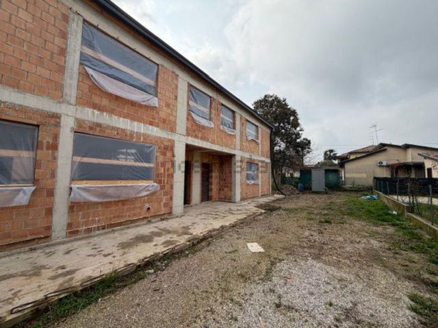 Villetta bifamiliare in vendita di 100 m² in Via Noalese, 27