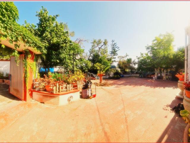 Villetta bifamiliare in vendita di 100 m² in Viale Tito Schipa, 10