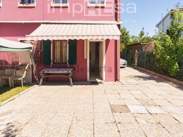 Villetta bifamiliare in vendita di 100 m²