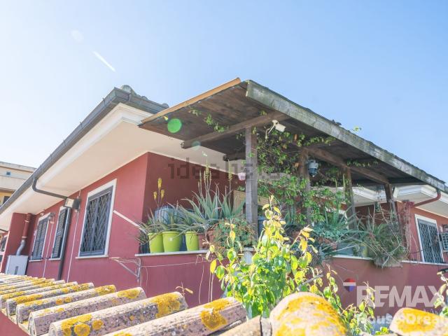 Villetta bifamiliare in vendita di 101 m² in Via Tanaro, 30