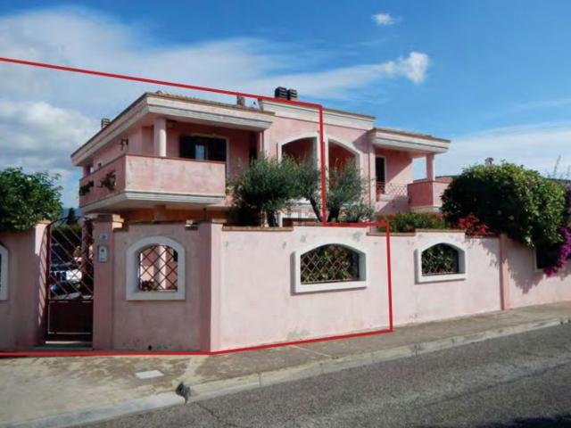 Villetta bifamiliare in vendita di 101 m² in Via Taormina, 39