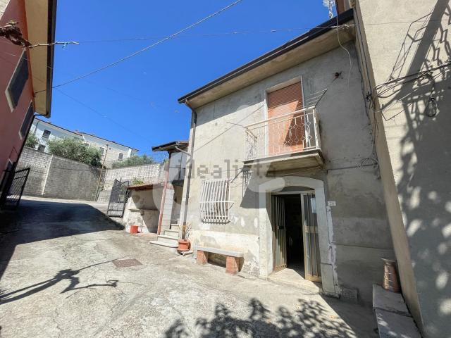 Villetta bifamiliare in vendita di 101 m² in Via Padre Ludovico Acernese, 18