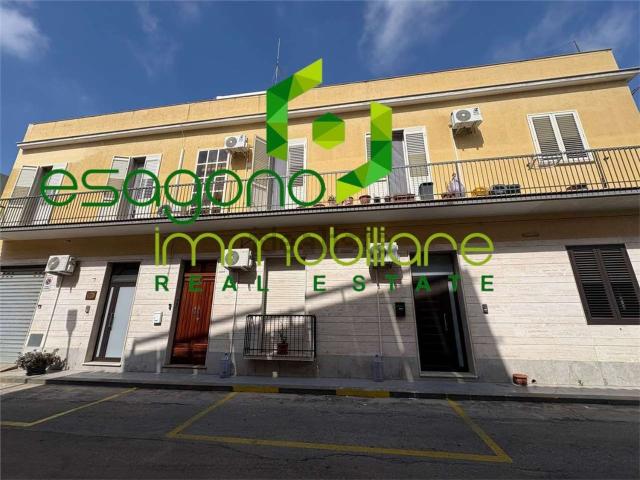 Villetta bifamiliare in vendita di 102 m² in Via Luigi Capuana