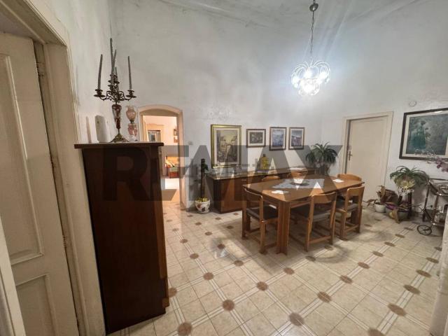 Villetta bifamiliare in vendita di 107 m² in Via Garibaldi, 174