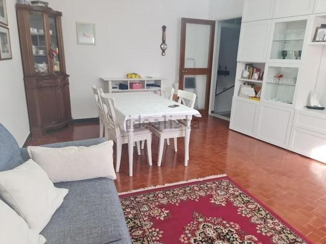 Villetta bifamiliare in vendita di 107 m² in Viale XX Settembre, 173