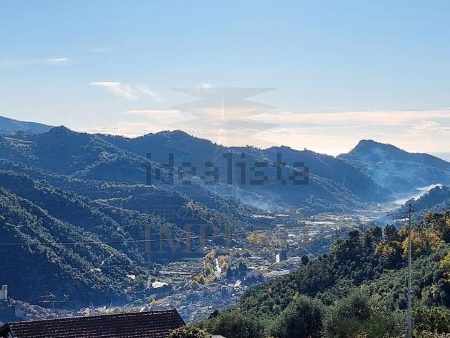 Villetta bifamiliare in vendita di 1045 m² in Via Provinciale