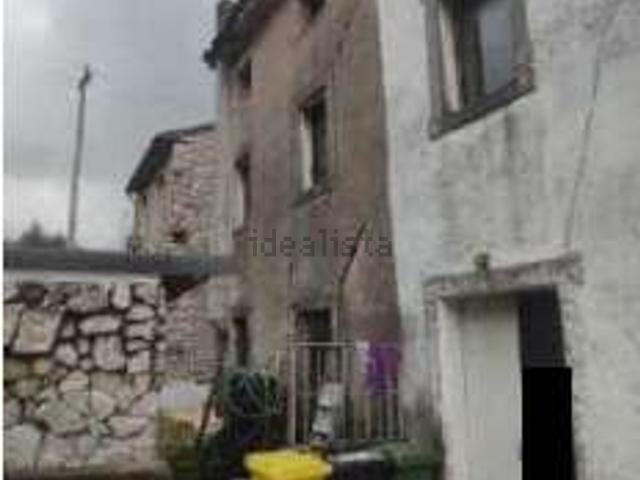 Villetta bifamiliare in vendita di 104 m² in Via Francesco Baracca