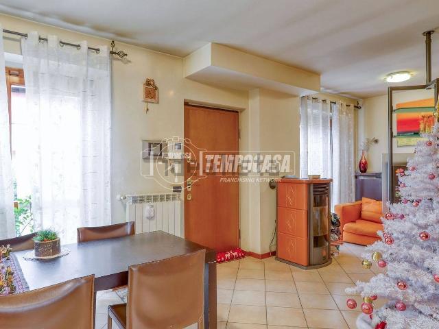 Villetta bifamiliare in vendita di 104 m² in Via Nazario Sauro, 5