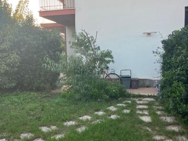 Villetta bifamiliare in vendita di 105 m² in Via del Poggio, 13