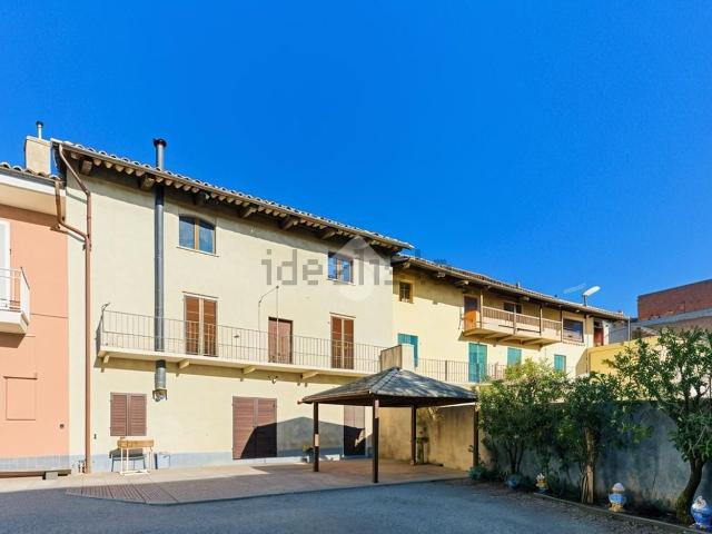 Villetta bifamiliare in vendita di 105 m² in Via della Vittoria, 10