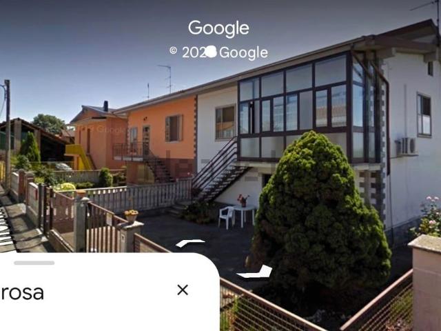 Villetta bifamiliare in vendita di 105 m² in Via Monterosa, 27