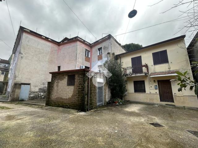 Villetta bifamiliare in vendita di 105 m² in Via Paolo Emilio Imbriani, 1