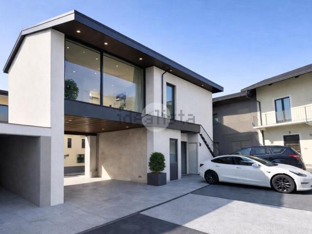 Villetta bifamiliare in vendita di 105 m² in Via Principe della Cisterna, 11