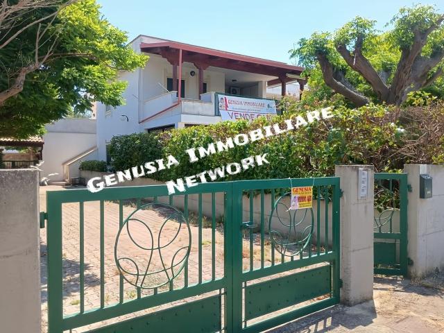 Villetta bifamiliare in vendita di 105 m² in Viale Catania, 15