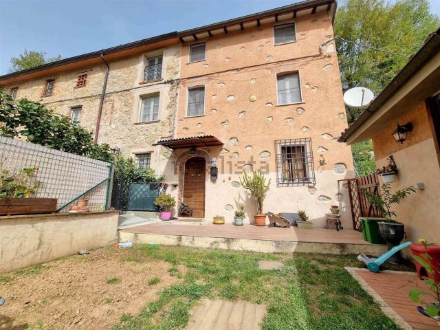 Villetta bifamiliare in vendita di 105 m²