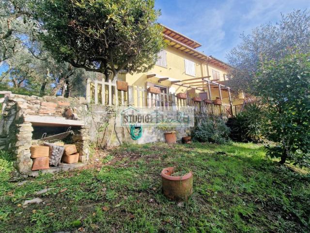 Villetta bifamiliare in vendita di 108 m²