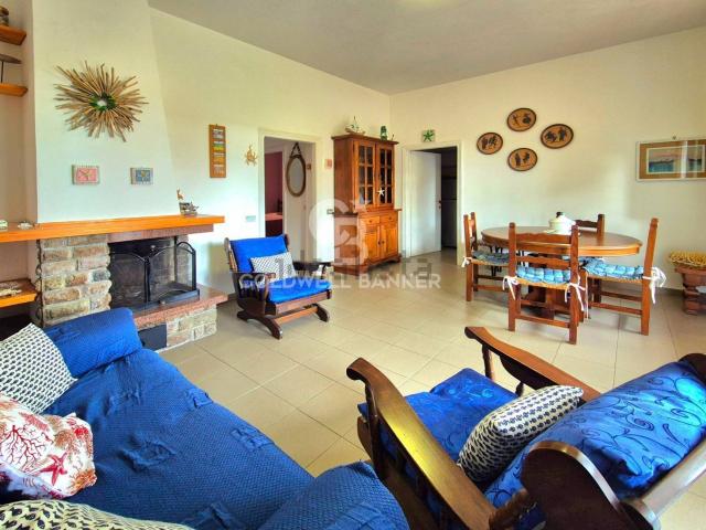 Villetta bifamiliare in vendita di 109 m² in Via Odisseo, 9