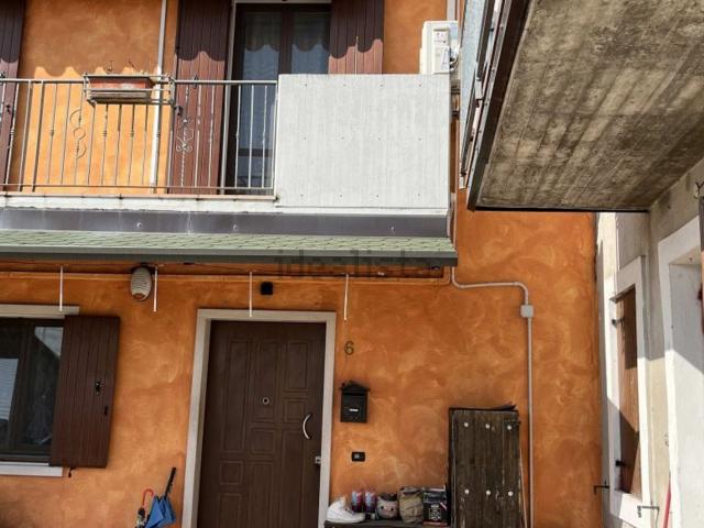 Villetta bifamiliare in vendita di 113 m² in Località Piombine, 6