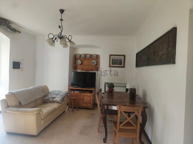 Villetta bifamiliare in vendita di 113 m² in Via alla costa di begato