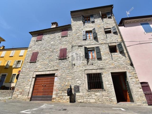 Villetta bifamiliare in vendita di 113 m² in Via Giuseppe Mazzini, 59