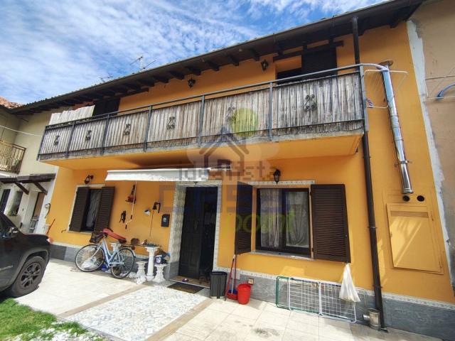 Villetta bifamiliare in vendita di 113 m² in Via San Bartolomeo, 17
