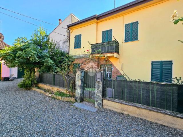 Villetta bifamiliare in vendita di 110 m² in Piazza San Anna, 8