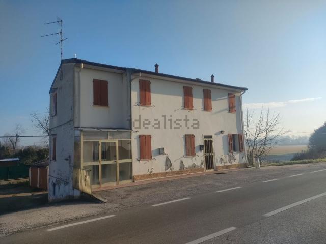 Villetta bifamiliare in vendita di 110 m² in Via Arginone, 274