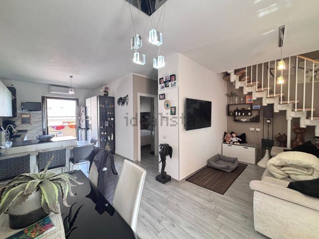 Villetta bifamiliare in vendita di 110 m² in Via Bagnatica