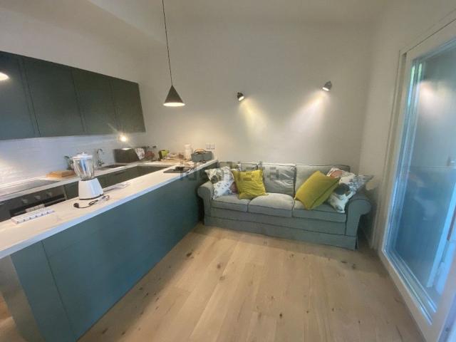 Villetta bifamiliare in vendita di 110 m² in Via Balduini, 30