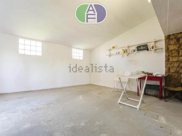 Villetta bifamiliare in vendita di 110 m² in Via G. Pastore, 1