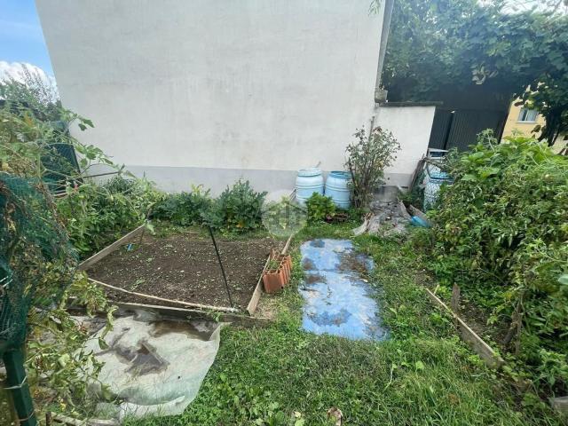 Villetta bifamiliare in vendita di 110 m² in Via Ollasio, 12