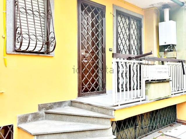 Villetta bifamiliare in vendita di 110 m² in Via Orazio Borgianni