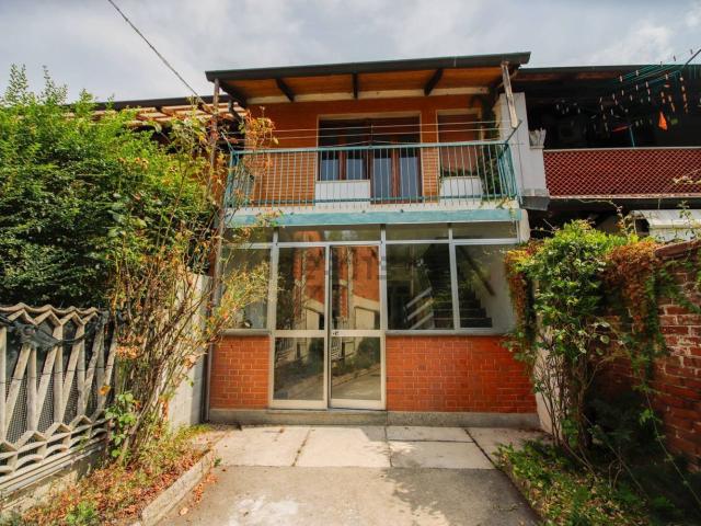 Villetta bifamiliare in vendita di 110 m² in Via Principe Tommaso, 4