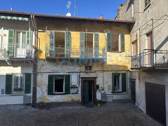 Villetta bifamiliare in vendita di 110 m² in Via San Rocco, 11