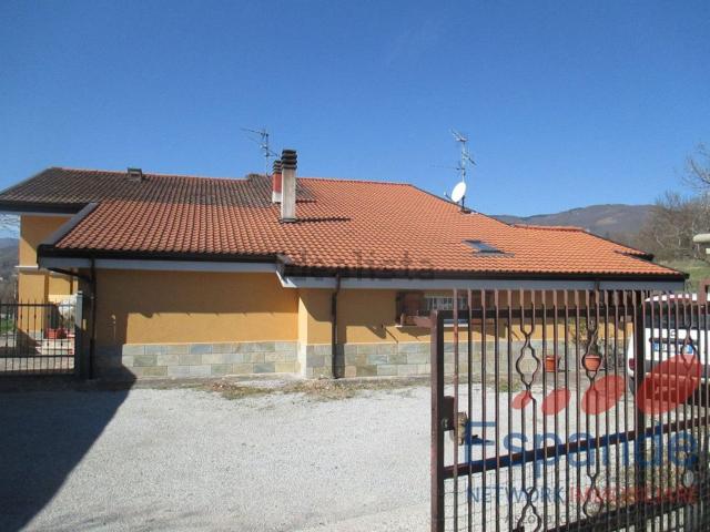 Villetta bifamiliare in vendita di 110 m²