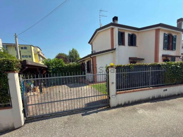 Villetta bifamiliare in vendita di 110 m²