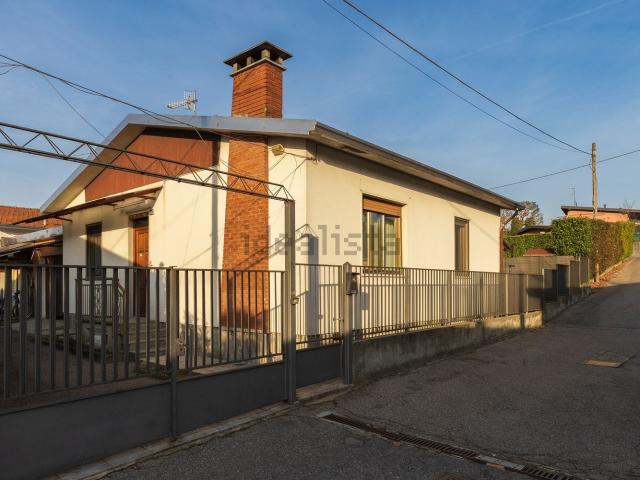 Villetta bifamiliare in vendita di 112 m² in Via Giuseppe Giusti